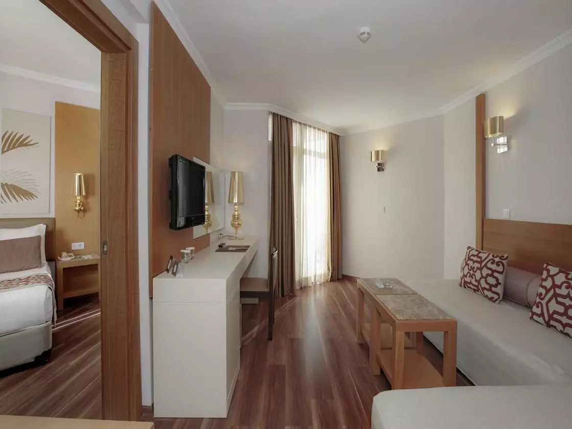 AKKAALINDA_SHABAVIZ (4).jpg